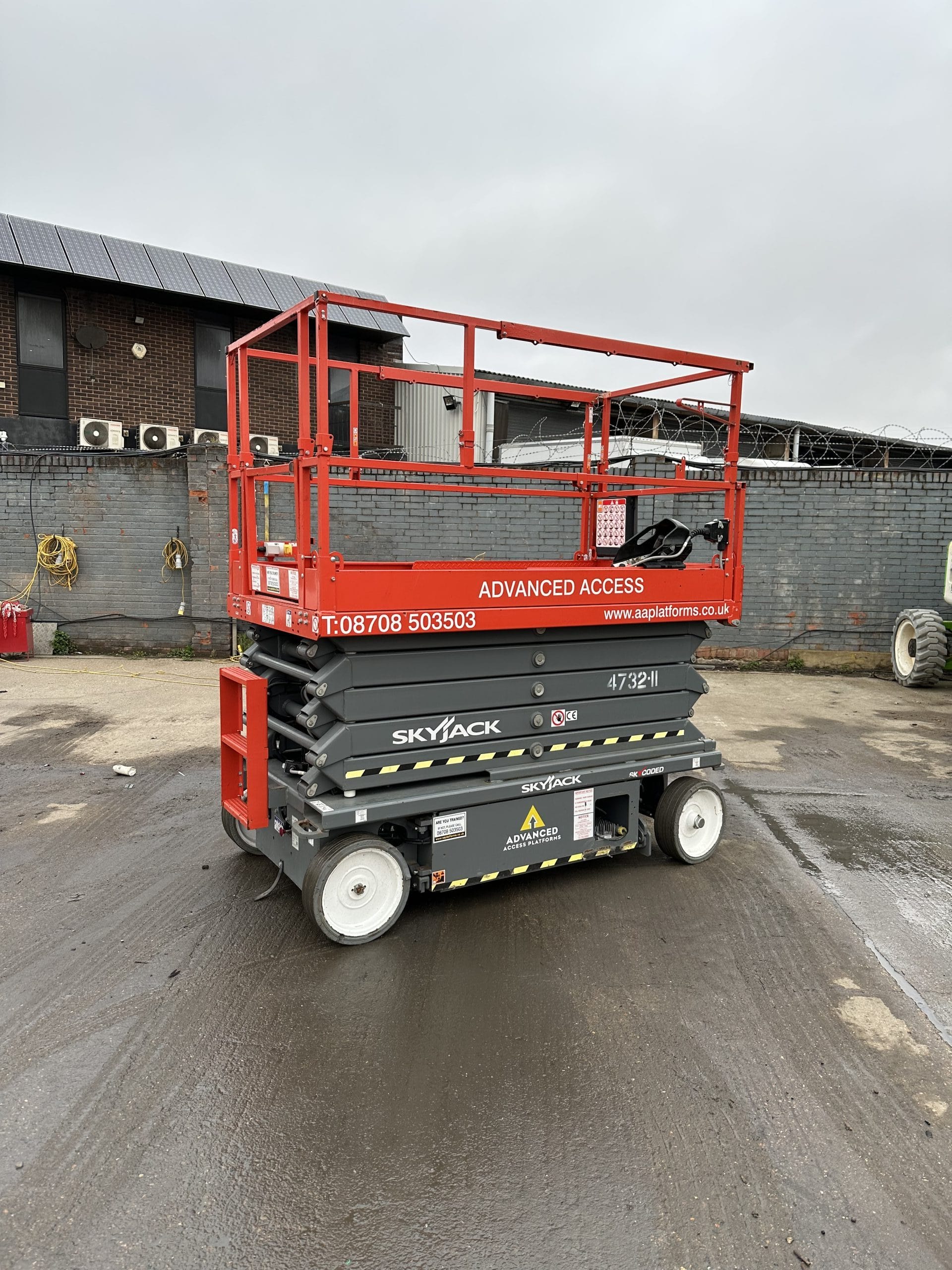 jackオフィシャル抽選 SkyJack SJ4732 | Advanced Access Platforms