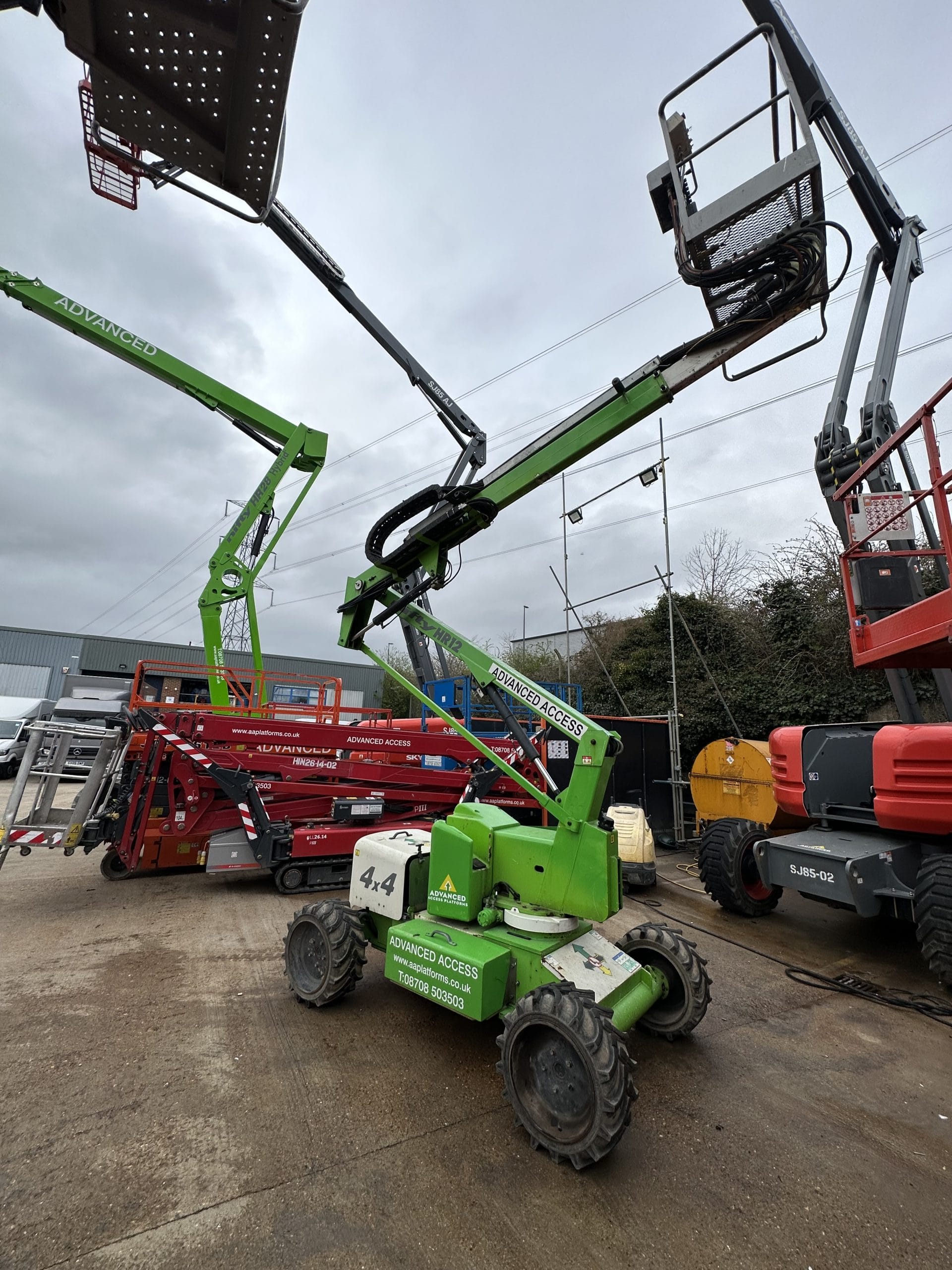 NiftyLift HR12 4X4 | Advanced Access Platforms NiftyLift HR12 4X4 | Advanced Access Platforms